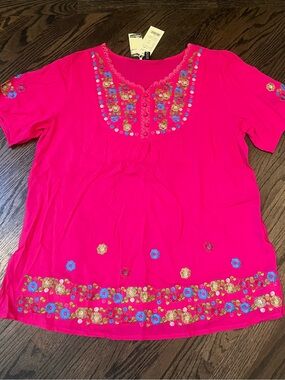 Love Bright Pink Embroidered Short Sleeve Tunic Top NWT size XXL